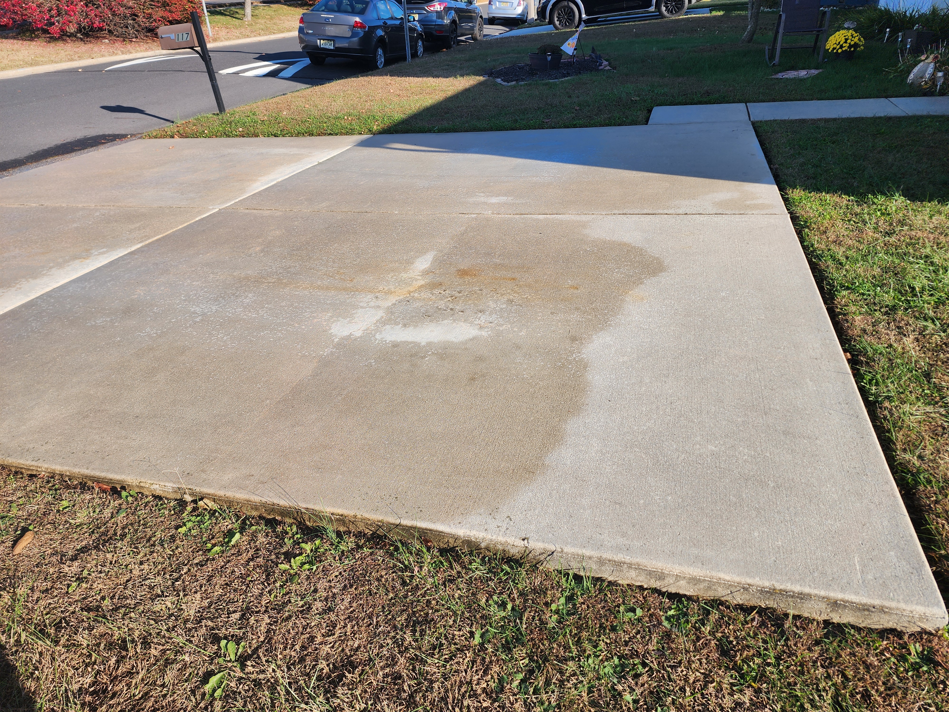 Freshly cleaned exterior surface by Grinning Frog Pressure Washing